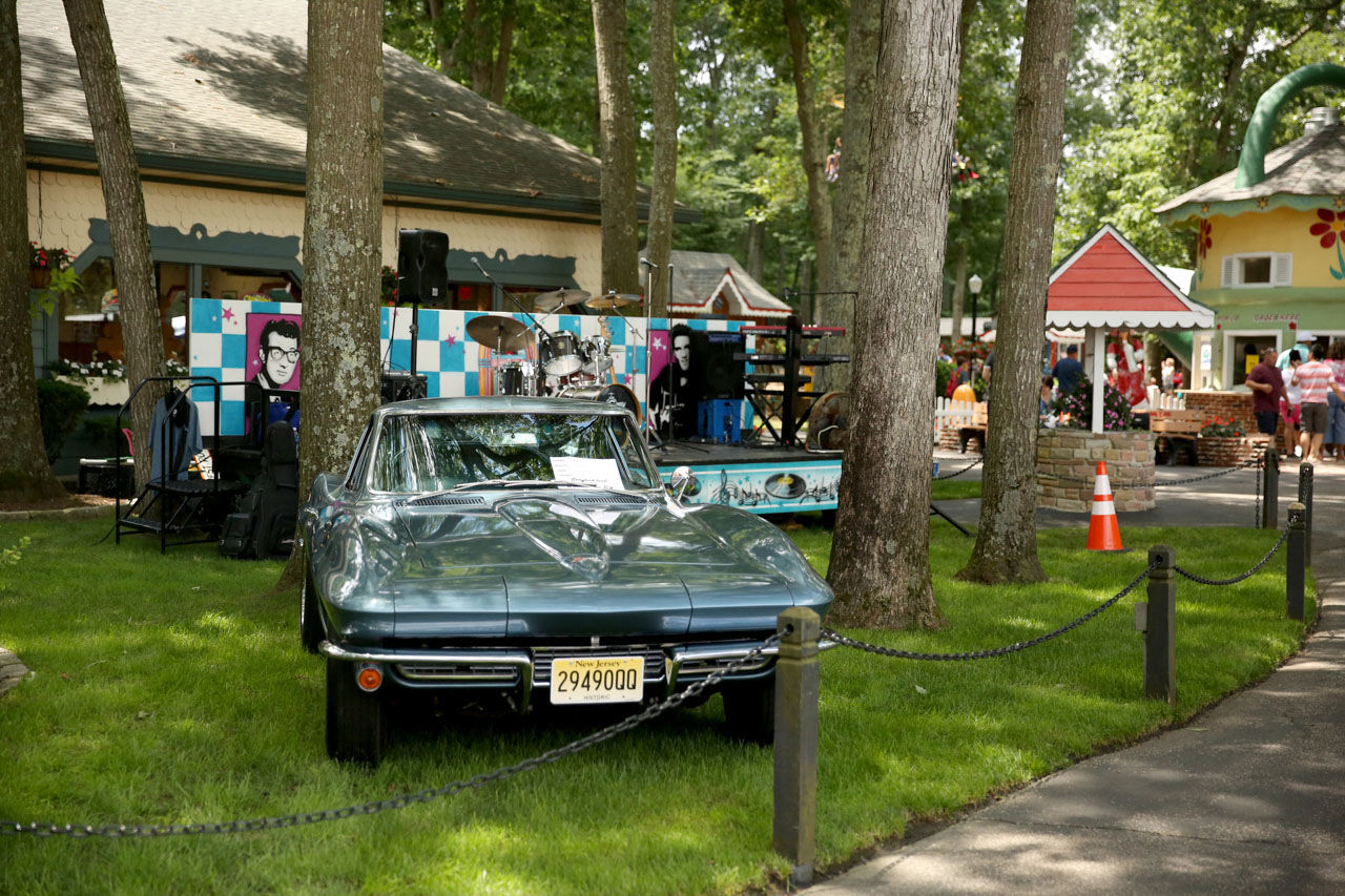 Storybook Land car show